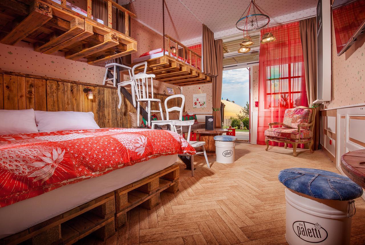 Karls Hotel Alles Paletti Рёверсхаген Экстерьер фото